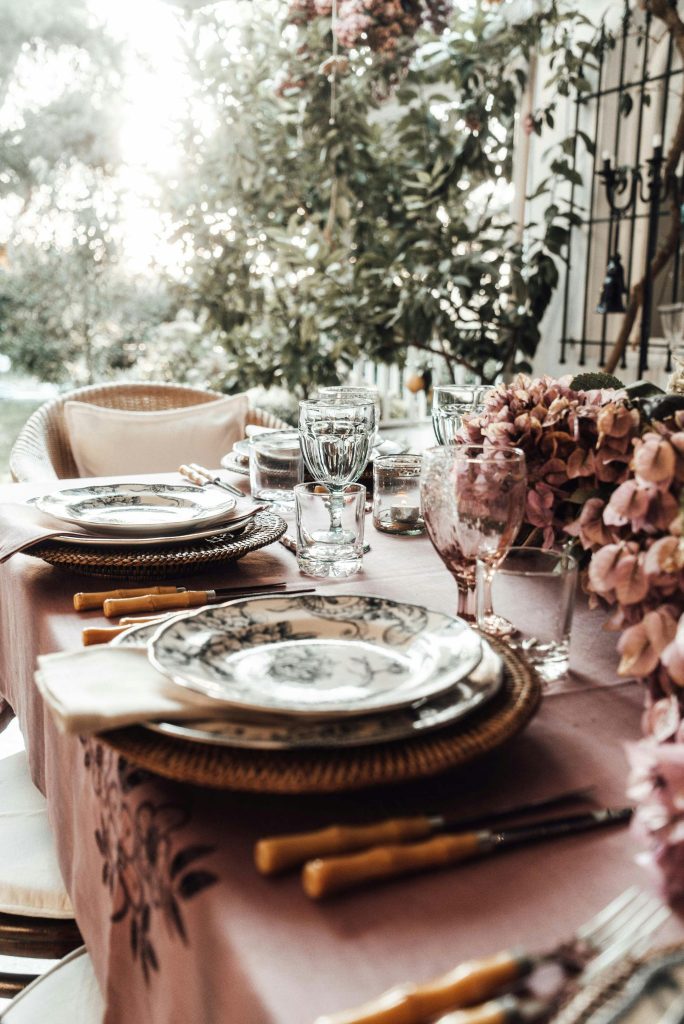 TRAITEUR ÉVÉNEMENTIEL brunch fauve a domicile